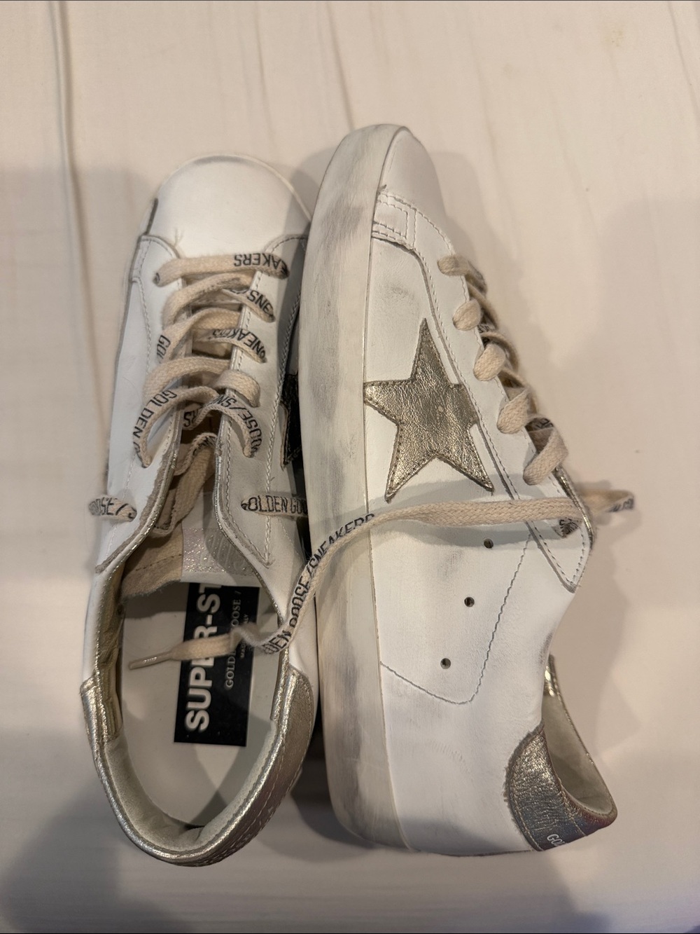 Golden Goose Women’s White Leather Sneakers with Metallic Silver/gold Star